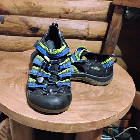 Keen Newport H2 Sandals Men Size 4 Racer Black Blue Yellow - Picture 1 of 9